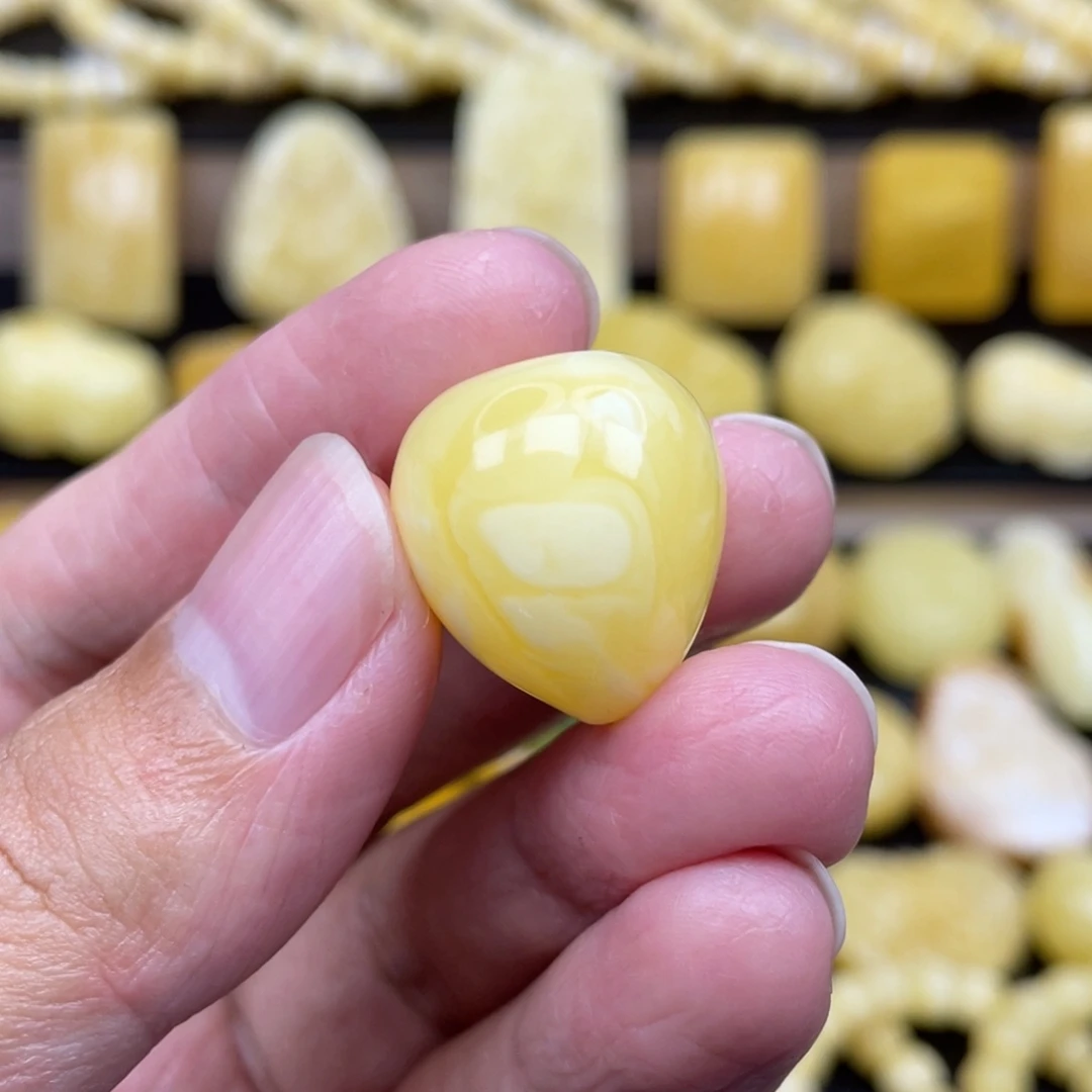 琥珀未镶嵌裸石琥珀蜜蜡