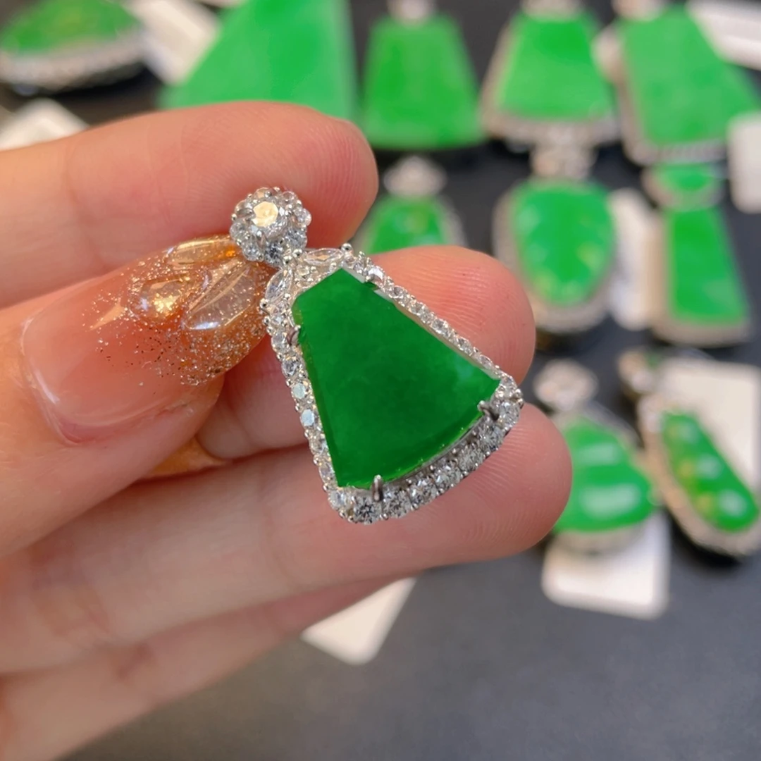 翡翠银S925镶嵌颈饰