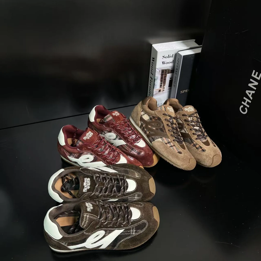 【酒心浆果】秋季大头复古格纹德训鞋学院风舒适休闲运动鞋935-3