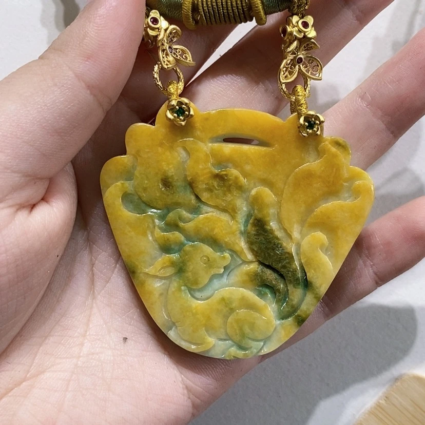 【闪购商品】颈饰未镶嵌翡翠
