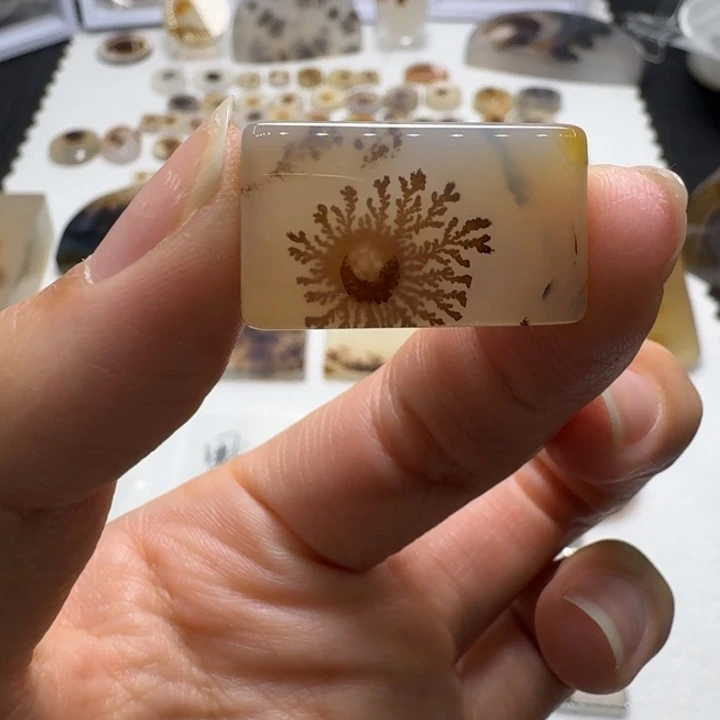 玛瑙/玉髓未镶嵌摆件