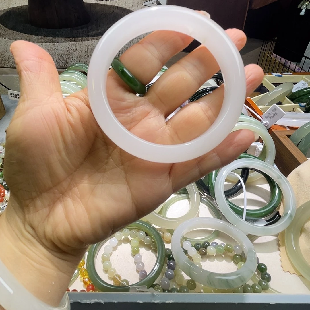 手镯玛瑙/玉髓合金