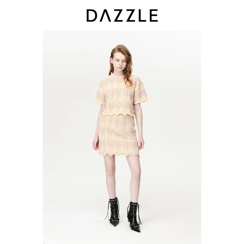 DAZZLE地素短袖针织衫 夏新款别致提花肌理短款上衣女2H2E315
