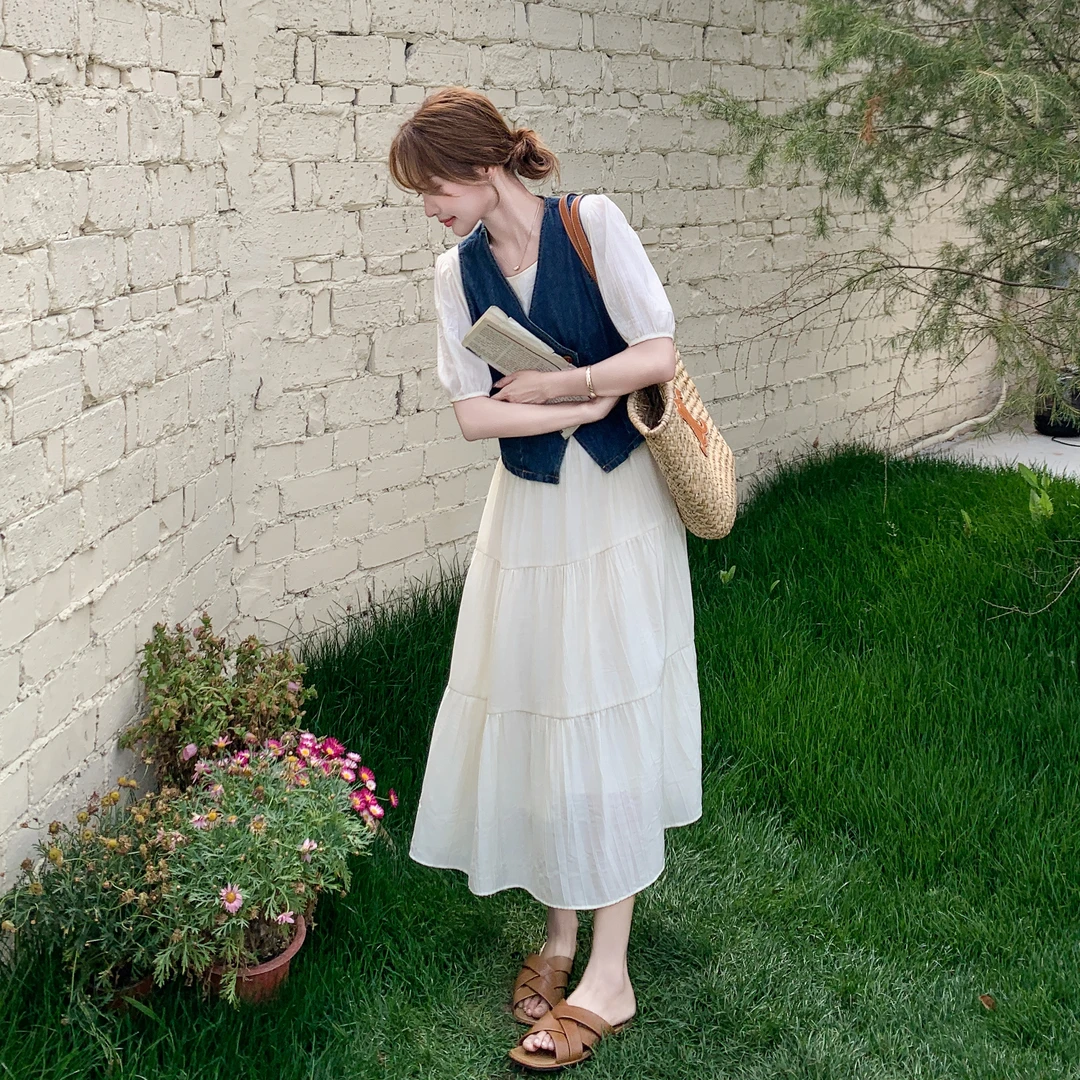 牛仔马甲白色连衣裙套装女2025夏季新款减龄森系穿搭独特漂亮长裙