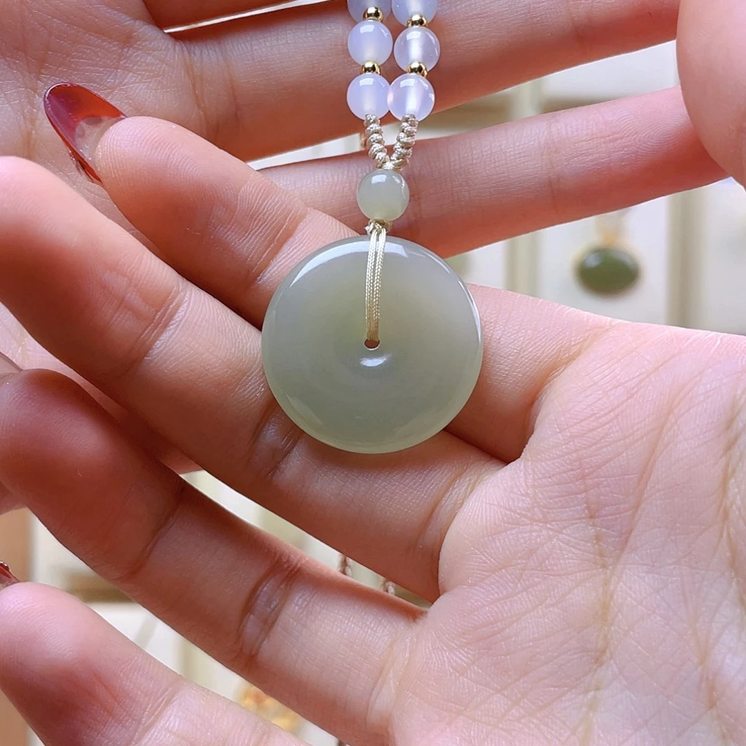 和田玉吊坠(赠链)未镶嵌?****?