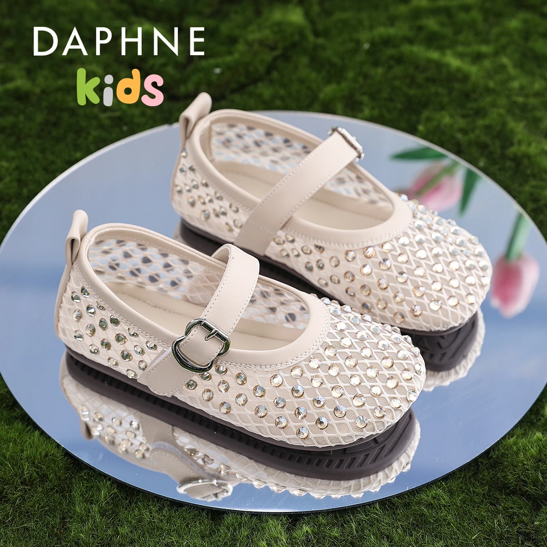 Daphne达芙妮女童鞋儿童公主鞋2025新款夏季软底水钻银色轻奢凉鞋