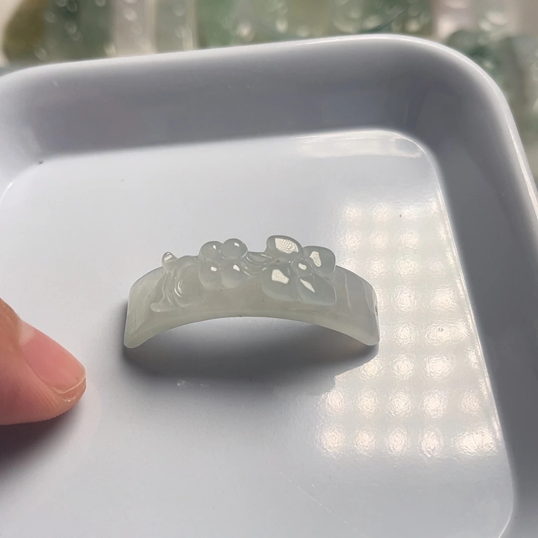 翡翠未镶嵌颈饰天然翡翠
