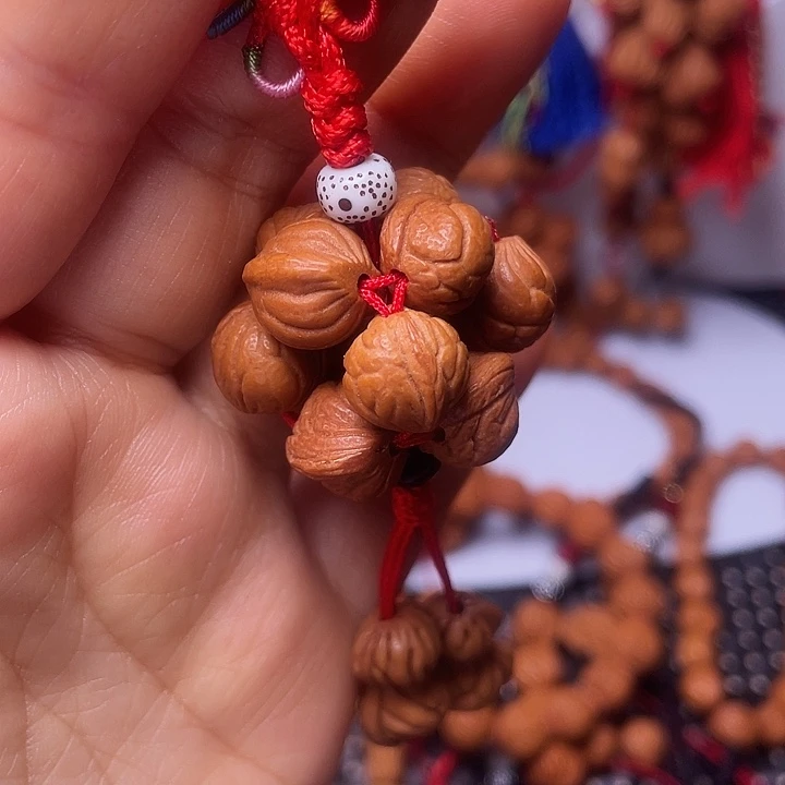 桃核吊坠龙纹桃枭