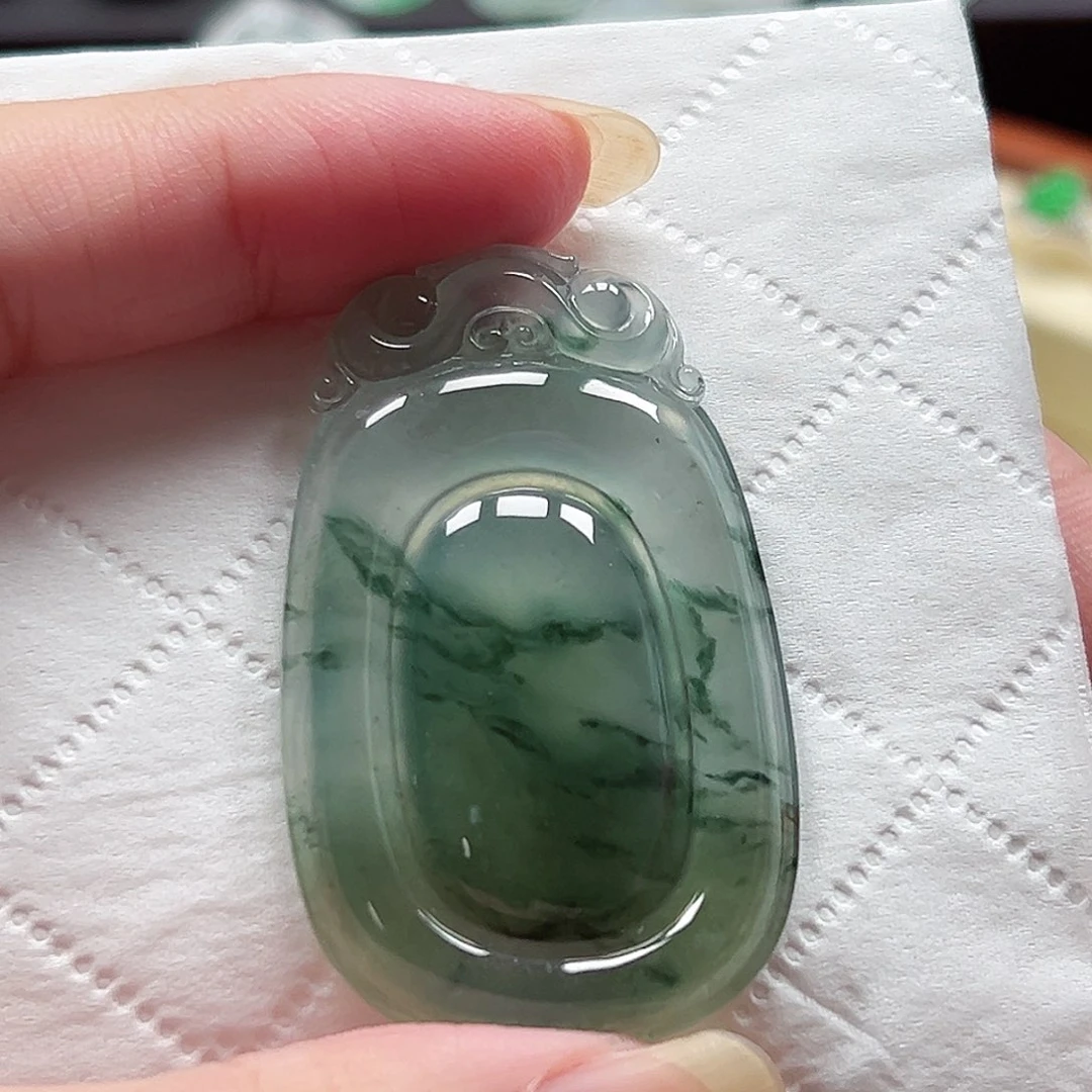 翡翠挂件未镶嵌福贝