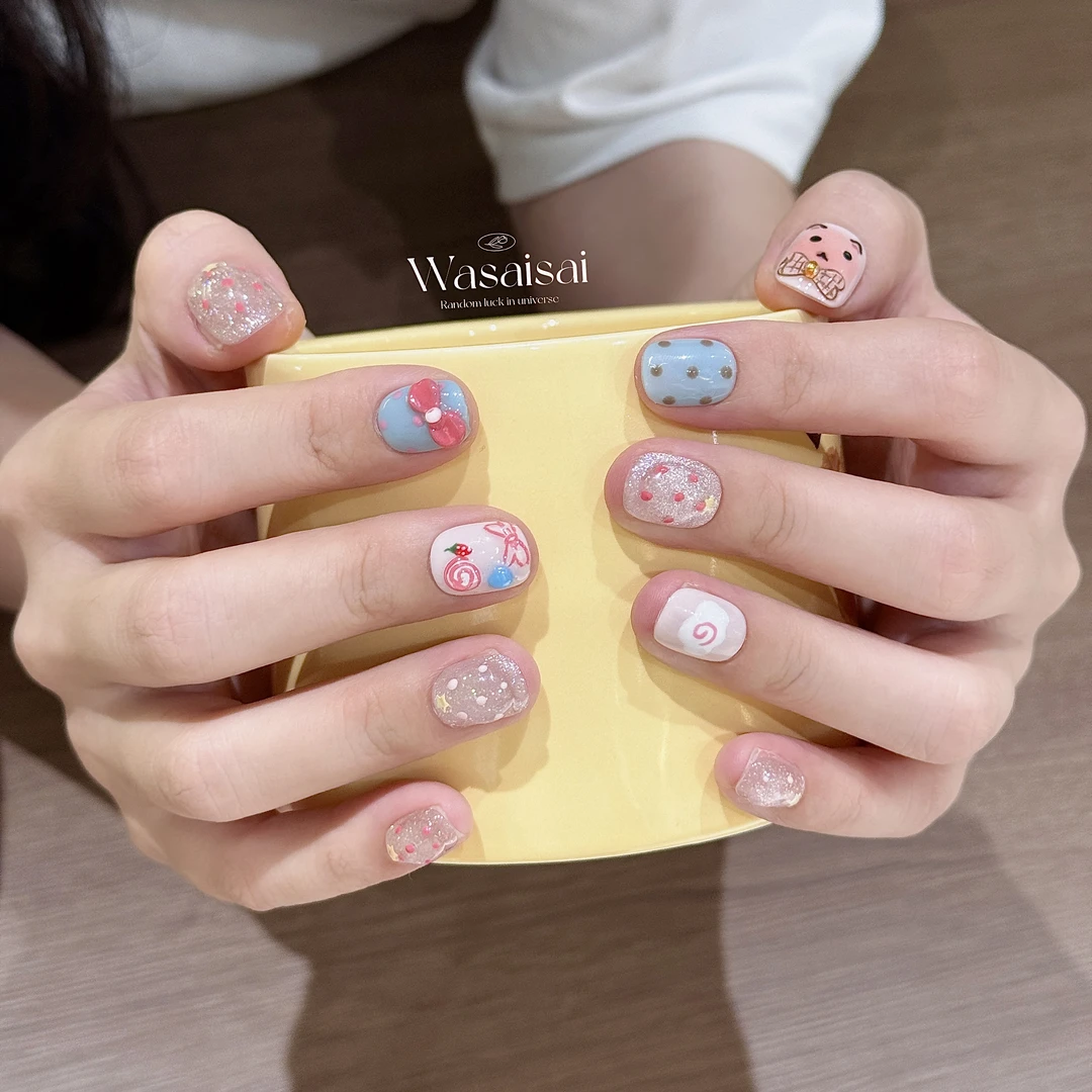 【点心熊】 现货 哇噻噻轻奢纯手工美甲高级气质定制穿戴甲显白