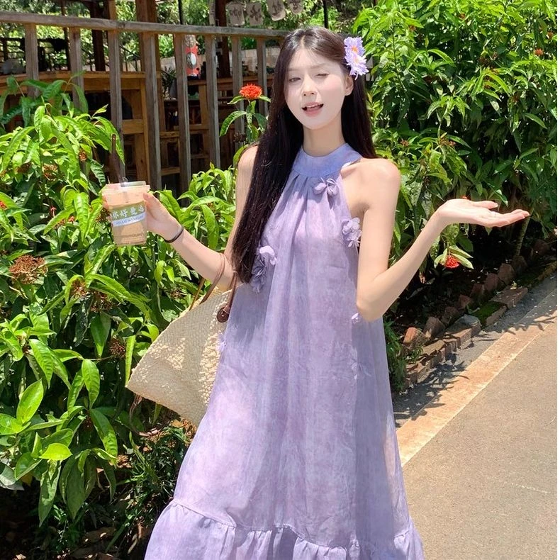 夏日巨美拍照出片无袖挂脖连衣裙法式立体花朵高级感紫色宽松长裙