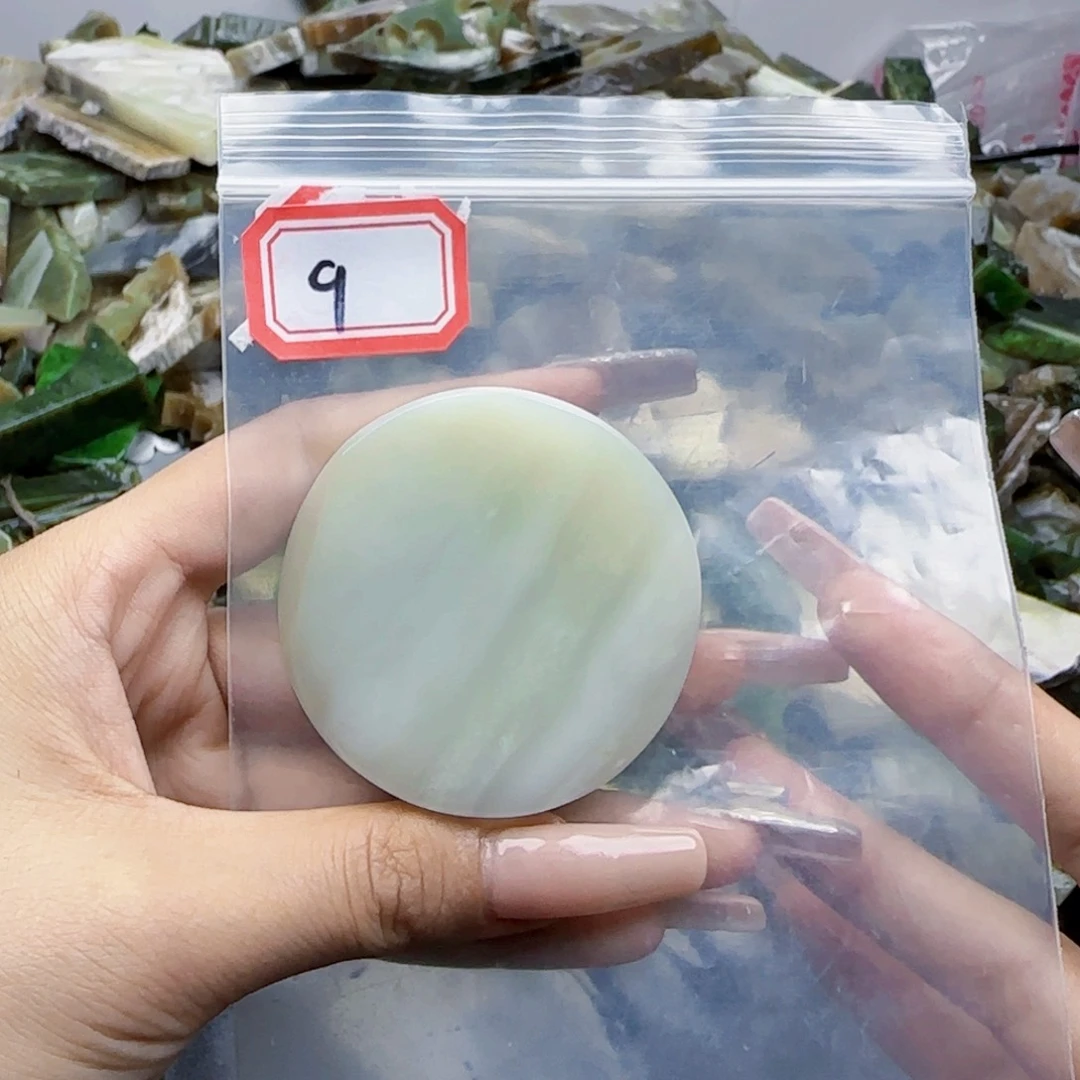 和田玉未镶嵌珠宝半成品