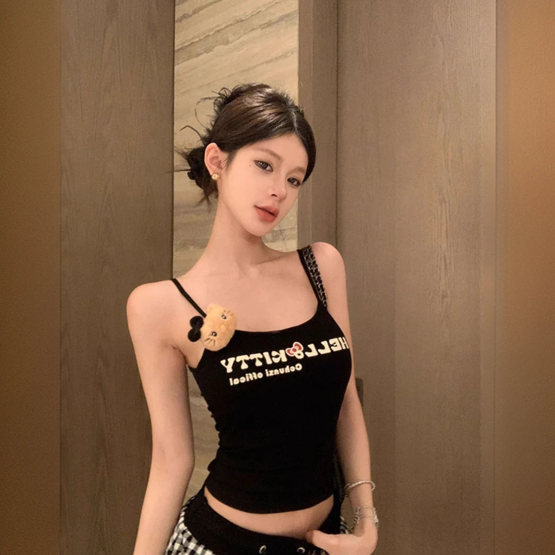 左猫 设计感字母吊带背心【附送公仔颜色随机】6898#