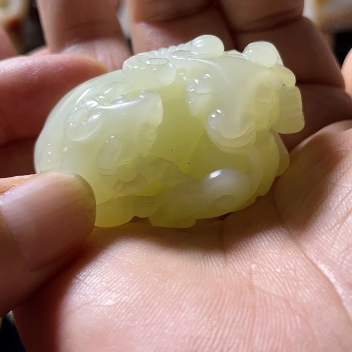 和田玉未镶嵌挂件用****1