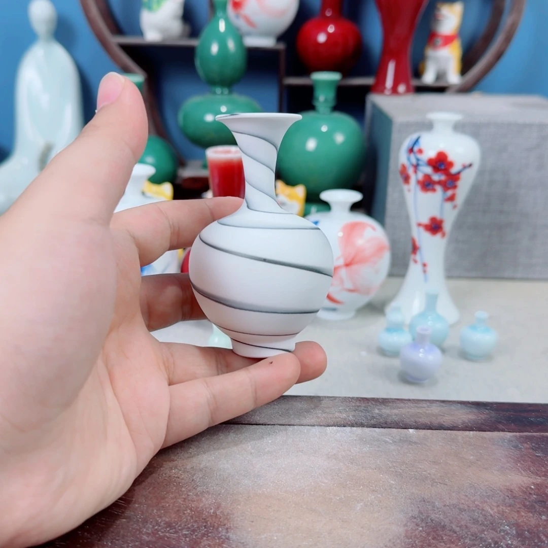 陶瓷手工小花器摆件