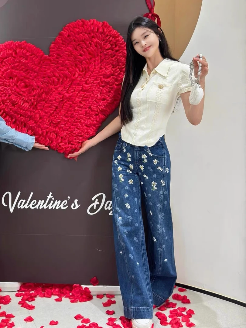 花颜颜小雏菊领通勤简约风短袖针织衫女飞2025春夏新款上衣