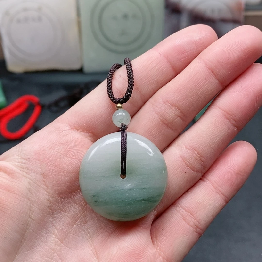 【闪购商品】石英质玉颈饰未镶嵌曦*