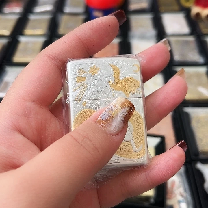 镜面镀金银刀女蛇女