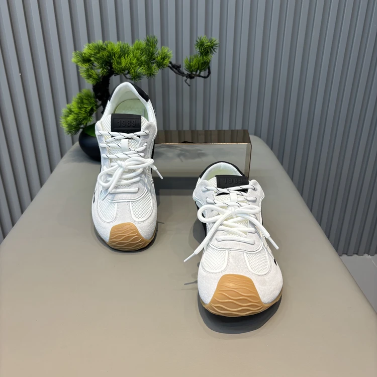 2025春夏季新款透气软底男鞋轻便低帮休闲百搭潮流运动德训鞋男