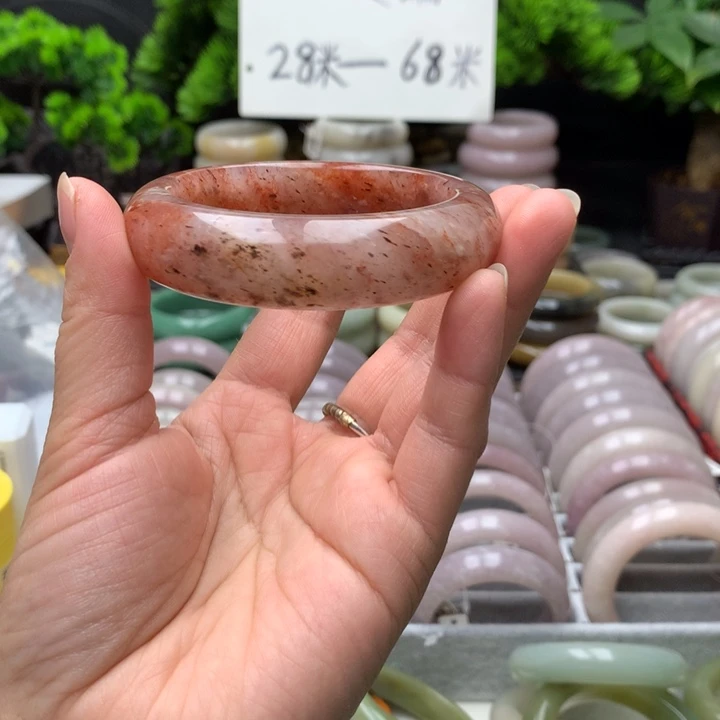 石英质玉（佘太翠）未镶嵌手镯56.6