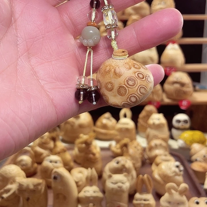 竹竹根雕平安瓶挂件
