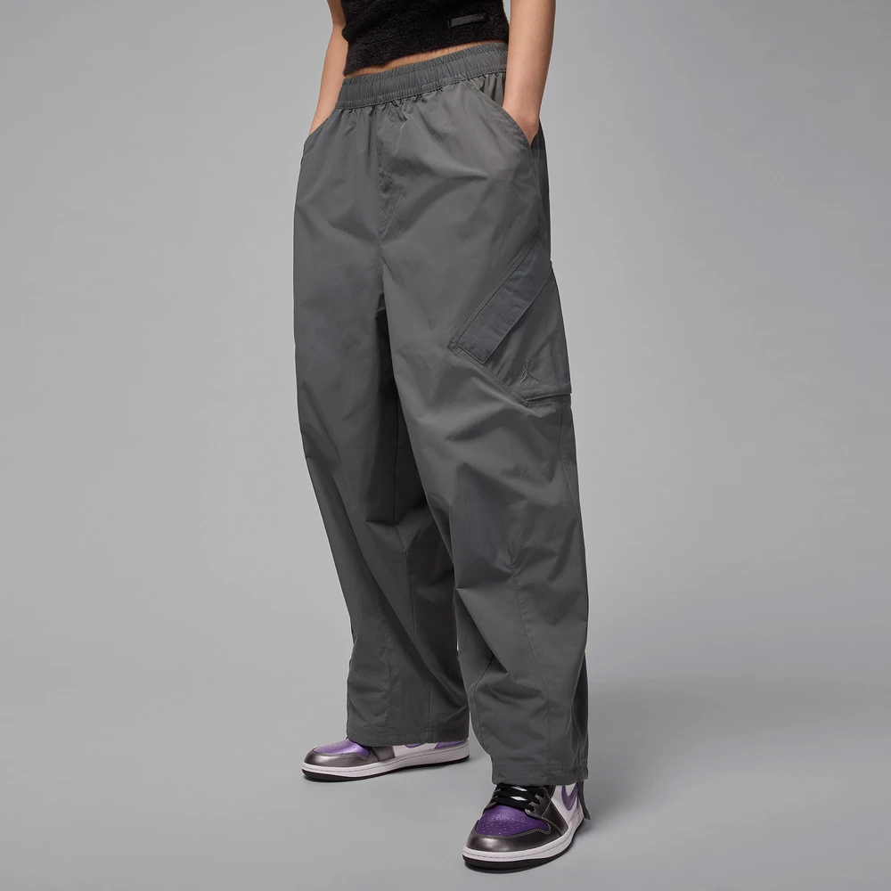 NIKE耐克女子AS W J FLT CHICAGO PARA PANT梭织长裤HM6145-068