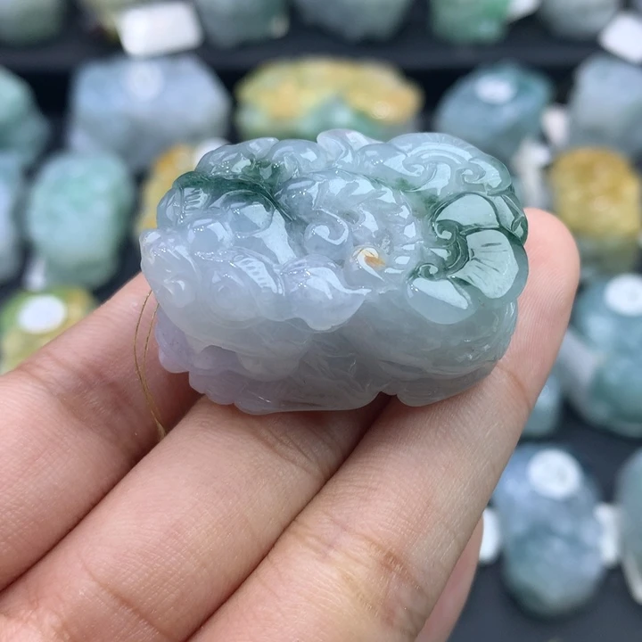 翡翠未镶嵌颈饰天然缅甸翡翠