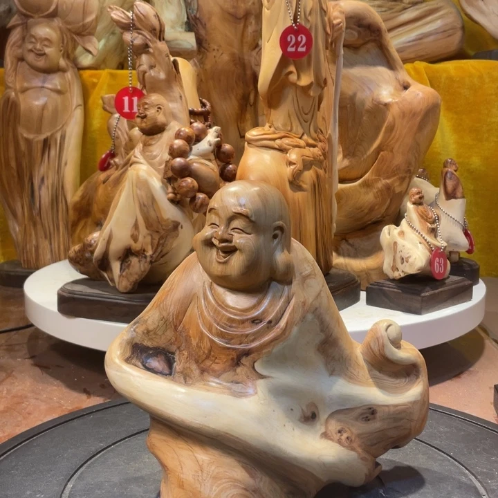 柏木（崖柏）崖柏   弥勒