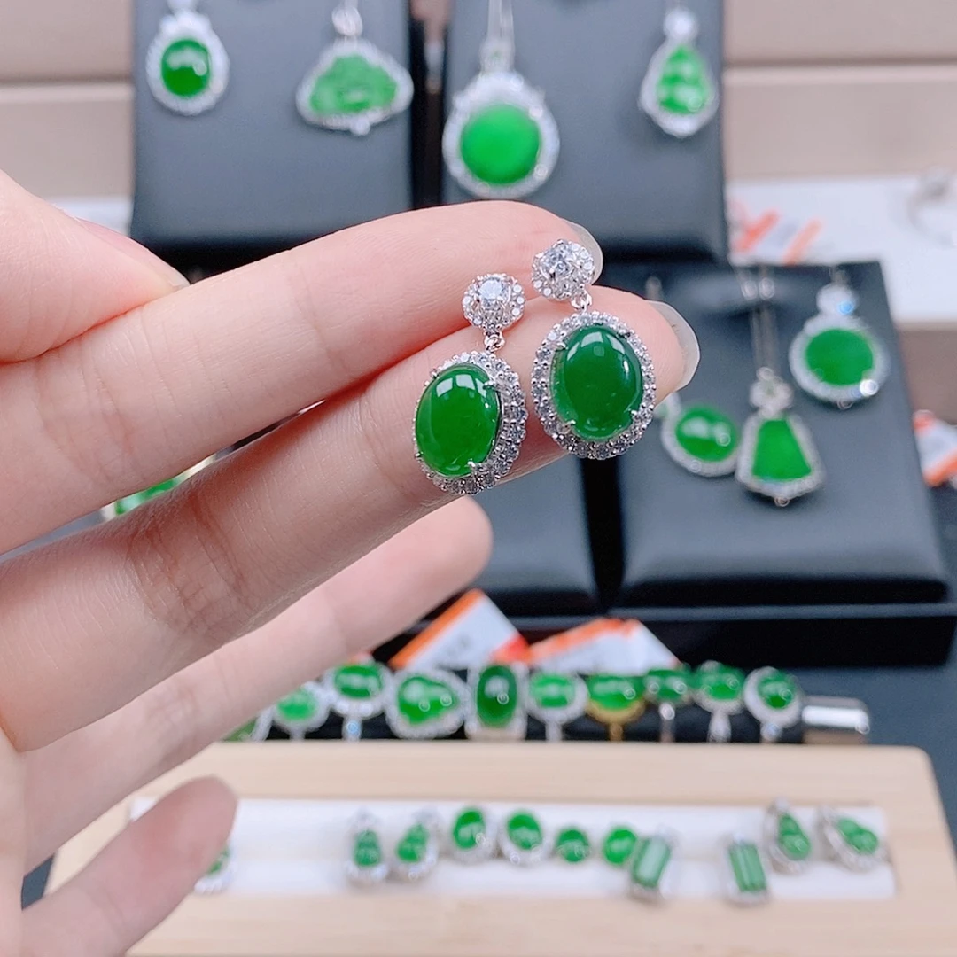 翡翠银S925镶嵌耳饰天然翡翠