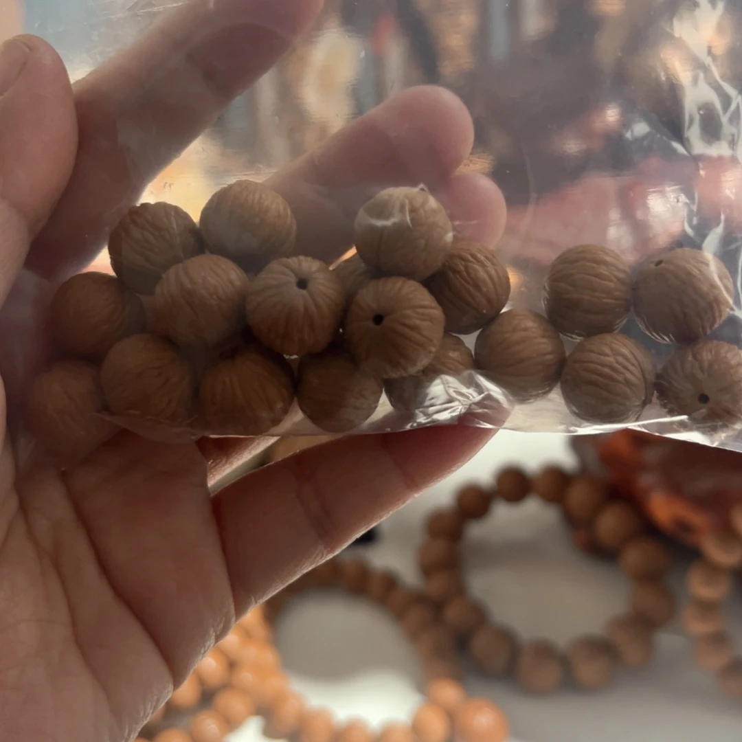 猴头核桃吊坠S***n风雨