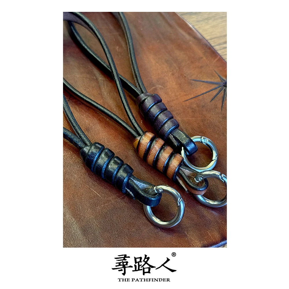 寻路人复古款皮质创意时尚便携绳男士斜挎包