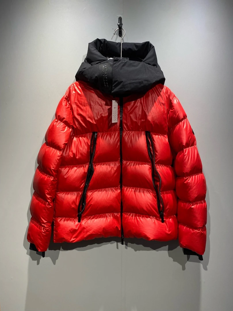 99新 MONCLER 蒙口 zubair 撞色连帽羽绒服/5码/0057