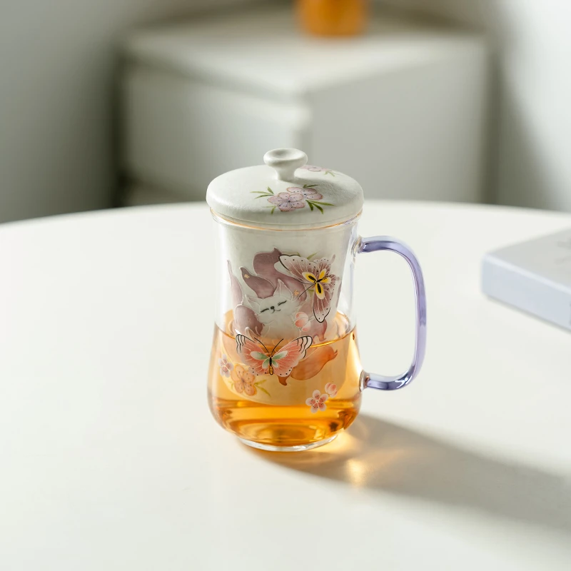 (阿萌茶事)岩矿白纯手绘九尾仙狐-高腰玻璃带把水杯