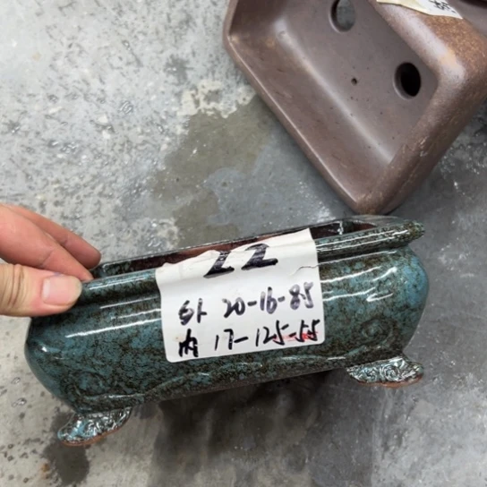 紫砂花盆漂亮漂亮