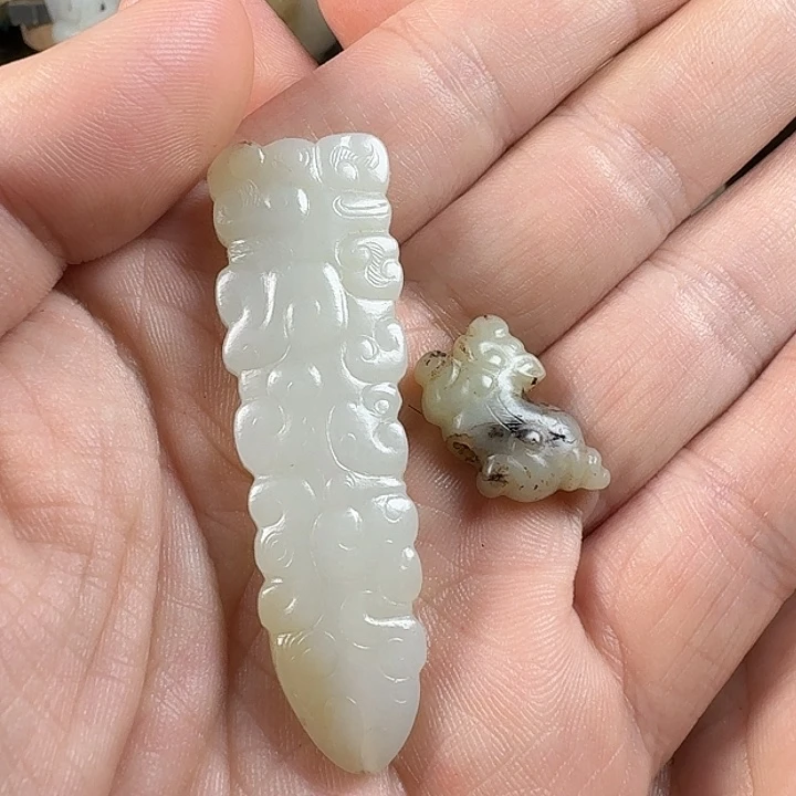 大***选和田玉（糖玉）未镶嵌挂件