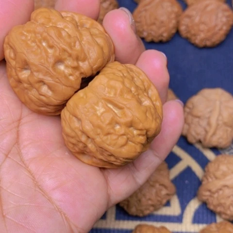 【闪购商品】文玩核桃吊坠玻*杯蛙蛙42