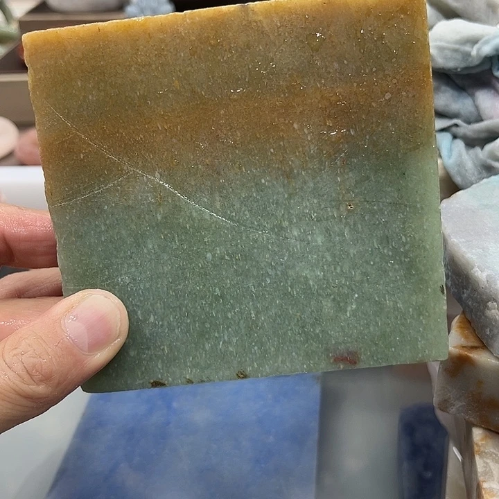 石英质玉（佘太翠）未镶嵌手镯金玉满堂