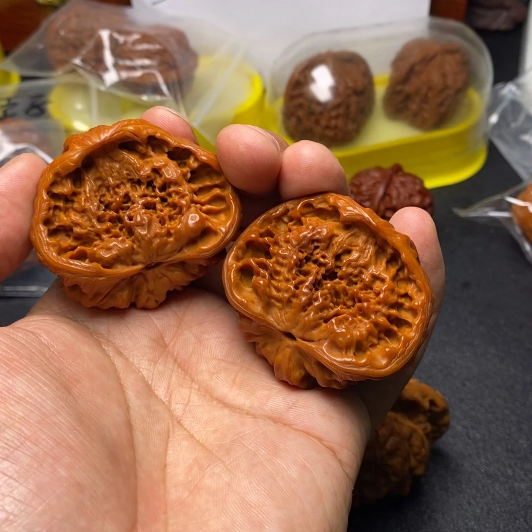 H***J桃核吊坠蛇头福利50