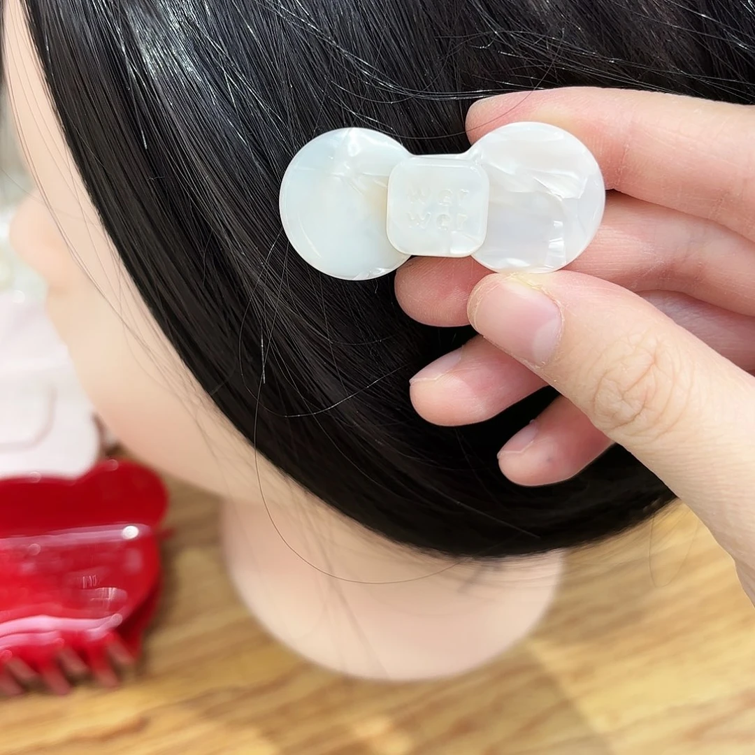 皮质铁合金小号蝴蝶结贝母