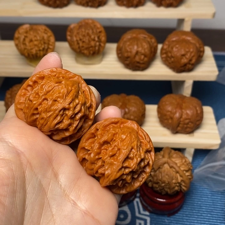 ****发把件文玩核桃盘山