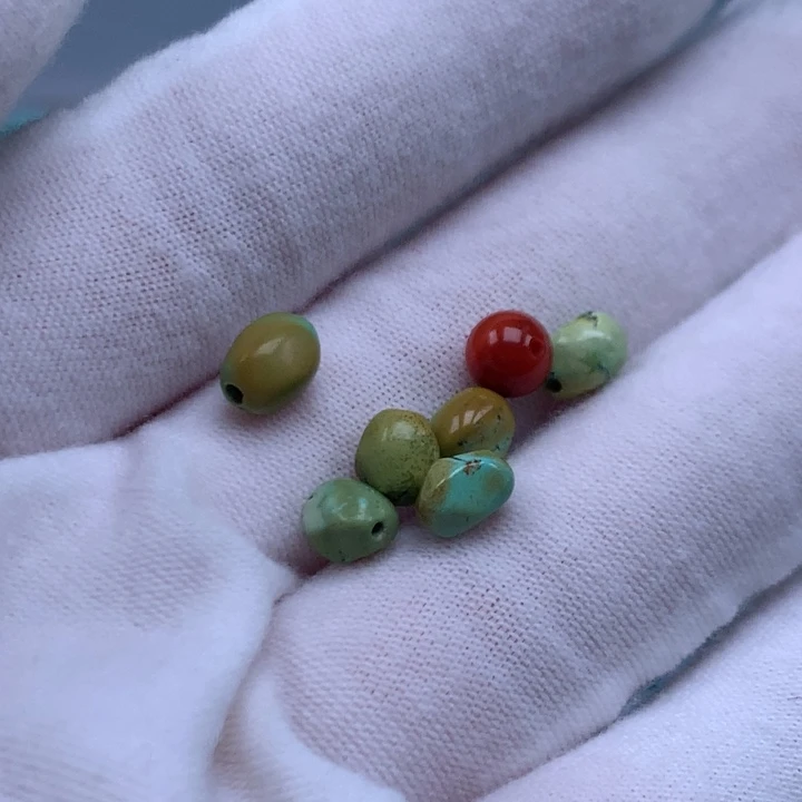 南红玛瑙未镶嵌珠宝奇石