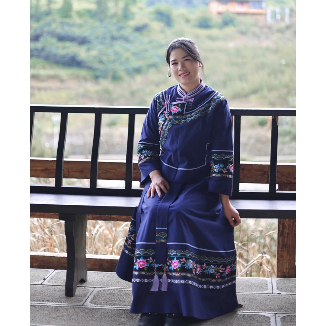 民族服装壮族布依族套装秋冬长袖时尚裙子舞蹈服中国风大摆连衣裙