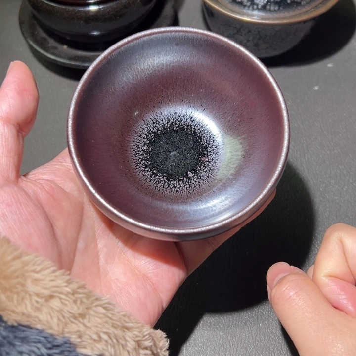 茶盏我们是有共同话题有