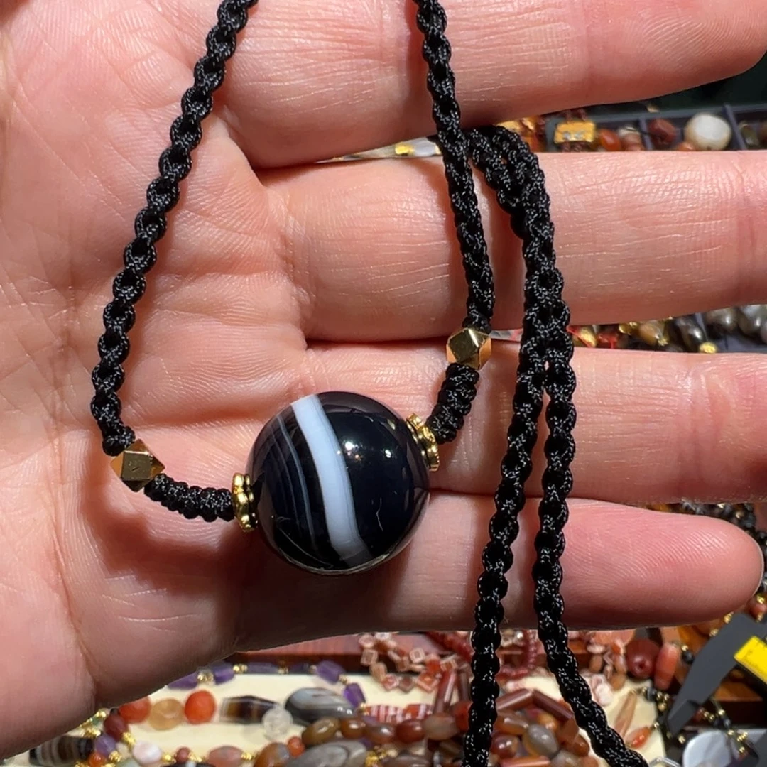 玛瑙/玉髓未镶嵌珠宝半成品