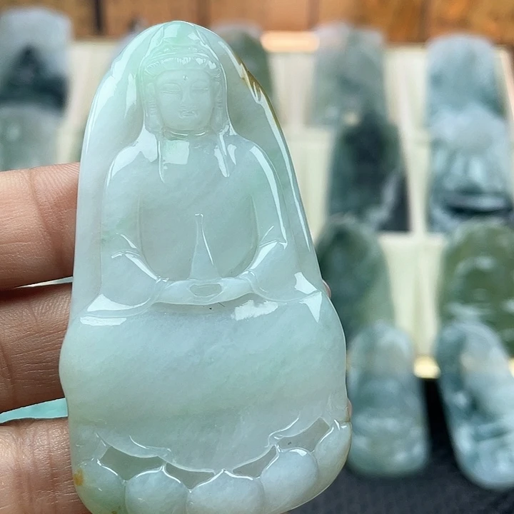 颈饰未镶嵌翡翠天然翡翠A货素衣观音