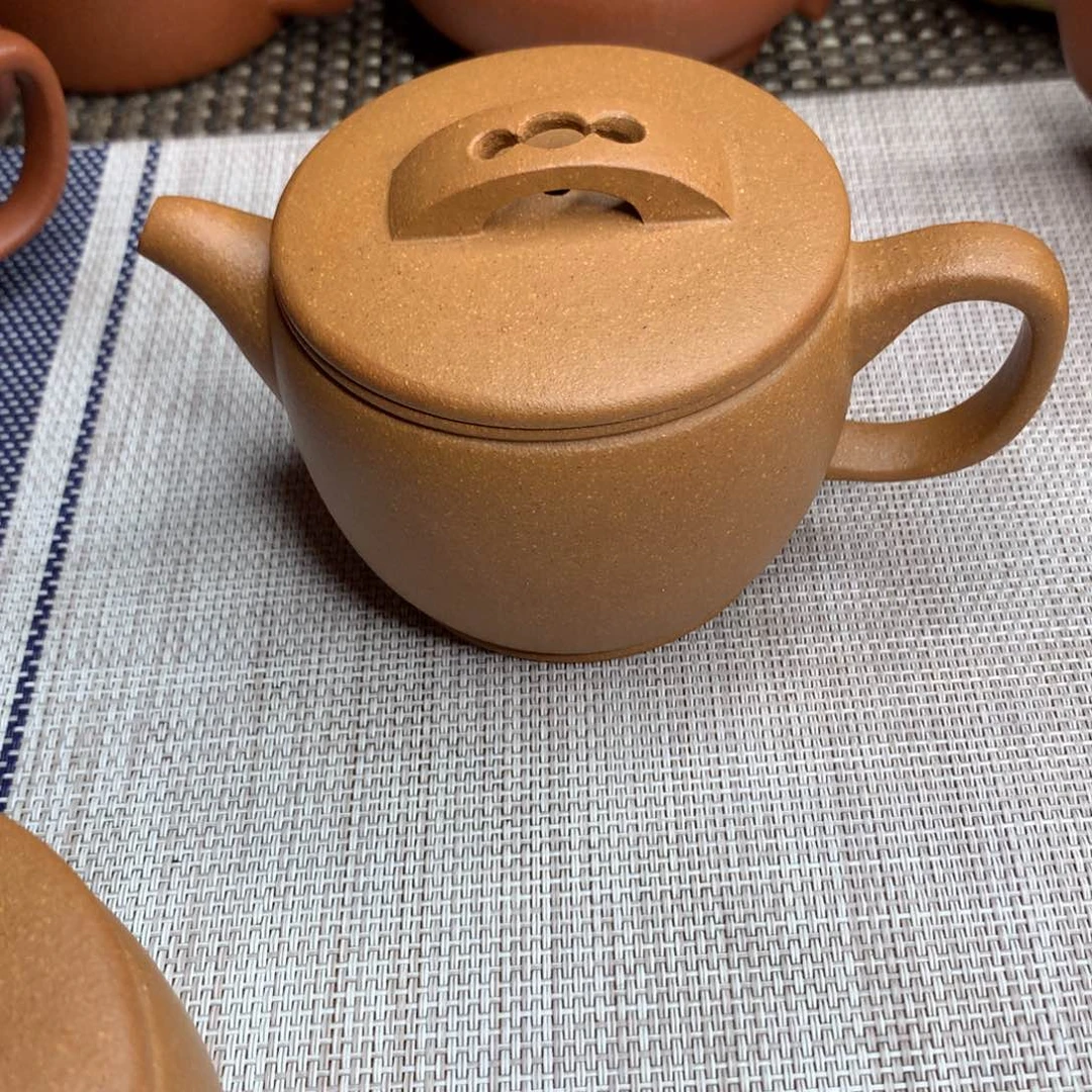 茶壶紫砂300CC左右瑕疵款