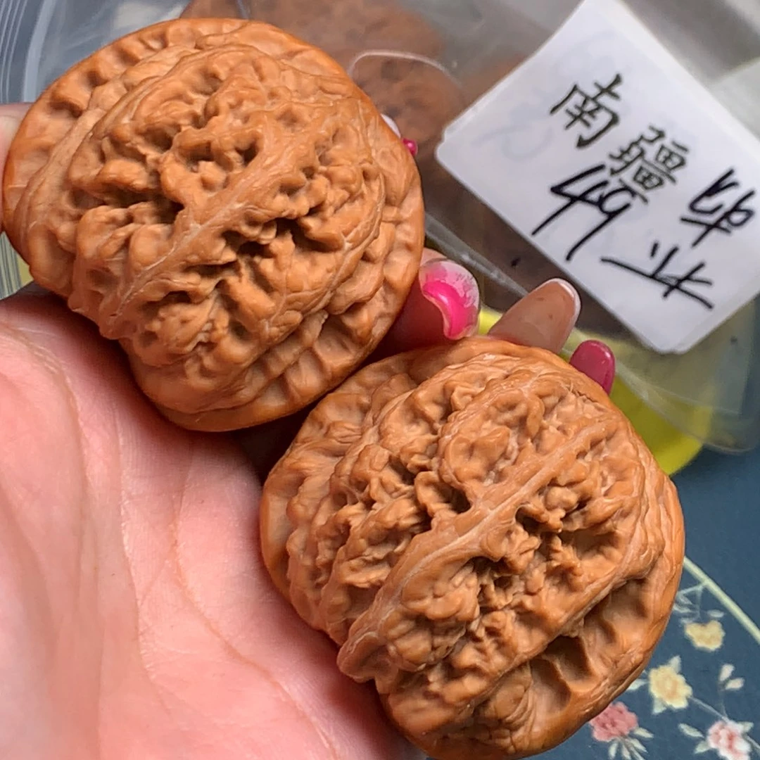 用***8把件文玩核桃46-33360-8