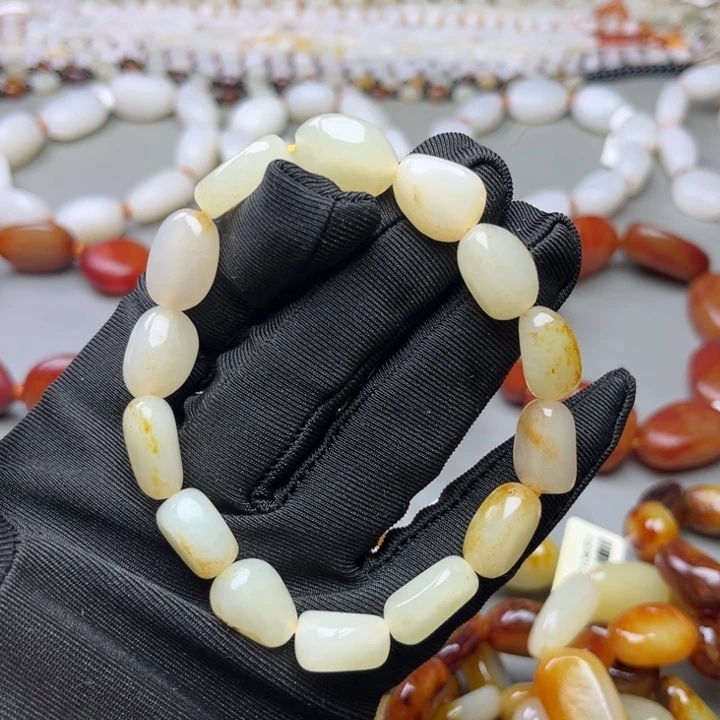 和田玉未镶嵌手链