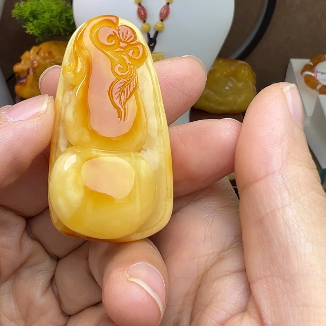 蜜蜡吊坠(不含链)未镶嵌