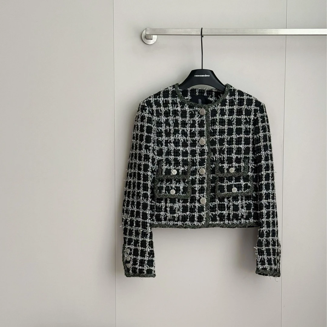 Q轮Q8 Momoshero黑灰花纱格外外套
